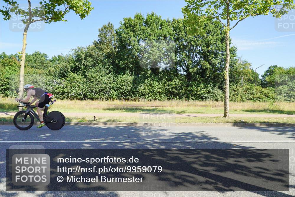 09.08.2026 - GEWOBA Citytriathlon Bremen Michael Burmester http://msf.ph/oto/9959079 09.08.2026 12:13:12 Radfahren 551, 575, 616, 636, 658, 747, 882, 1148 meine-sportfotos.de
