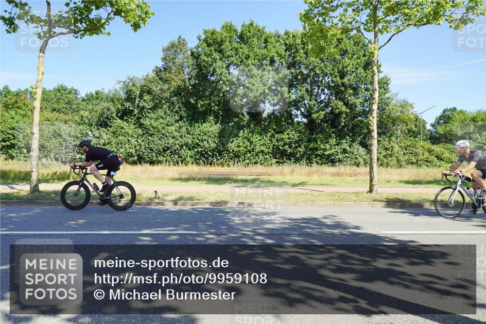 09.08.2026 - GEWOBA Citytriathlon Bremen Michael Burmester http://msf.ph/oto/9959108 09.08.2026 12:14:01 Radfahren 662, 684, 771 meine-sportfotos.de