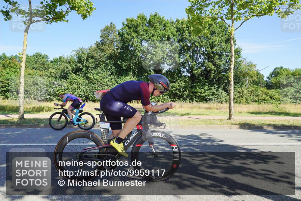 09.08.2026 - GEWOBA Citytriathlon Bremen Michael Burmester http://msf.ph/oto/9959117 09.08.2026 12:14:27 Radfahren 561, 574, 594, 647, 680 meine-sportfotos.de