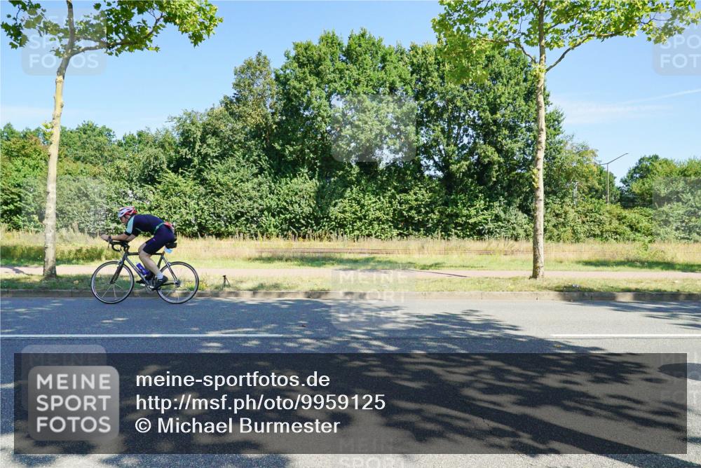 09.08.2026 - GEWOBA Citytriathlon Bremen Michael Burmester http://msf.ph/oto/9959125 09.08.2026 12:14:38 Radfahren 561, 574, 582, 680, 721, 733, 746 meine-sportfotos.de