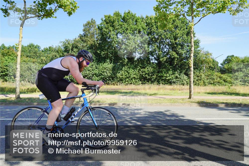 09.08.2026 - GEWOBA Citytriathlon Bremen Michael Burmester http://msf.ph/oto/9959126 09.08.2026 12:14:39 Radfahren 561, 574, 582, 680, 721, 733, 746 meine-sportfotos.de