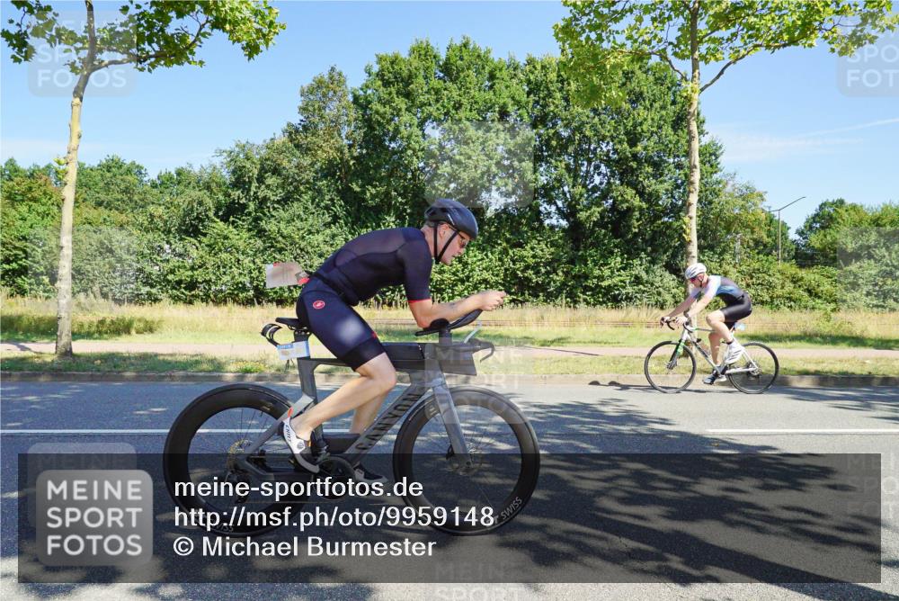 09.08.2026 - GEWOBA Citytriathlon Bremen Michael Burmester http://msf.ph/oto/9959148 09.08.2026 12:15:12 Radfahren 613, 615, 646, 924, 1015, 1016, 1128 meine-sportfotos.de