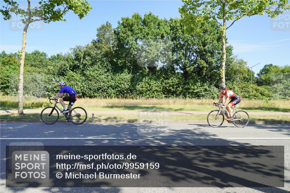 09.08.2026 - GEWOBA Citytriathlon Bremen Michael Burmester http://msf.ph/oto/9959159 09.08.2026 12:15:29 Radfahren 615, 655, 735, 793, 1008, 1016 meine-sportfotos.de
