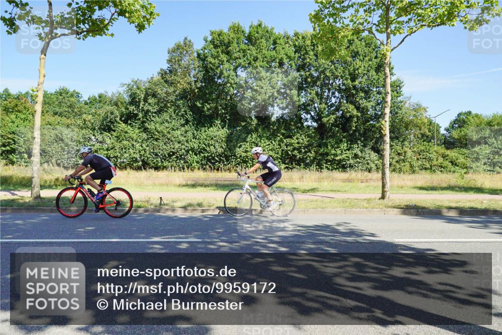 09.08.2026 - GEWOBA Citytriathlon Bremen Michael Burmester http://msf.ph/oto/9959172 09.08.2026 12:15:44 Radfahren 735, 765, 880, 1133, 1137 meine-sportfotos.de