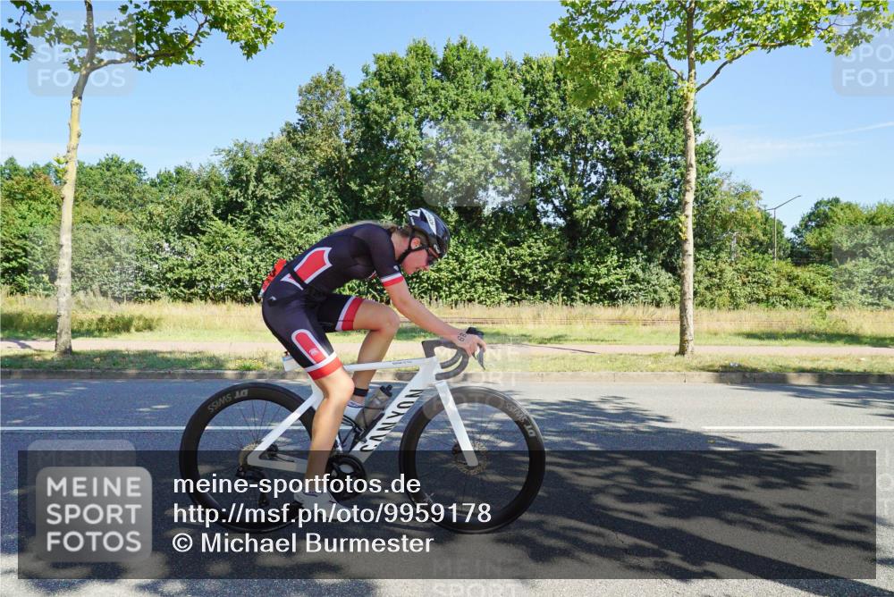 09.08.2026 - GEWOBA Citytriathlon Bremen Michael Burmester http://msf.ph/oto/9959178 09.08.2026 12:15:52 Radfahren 730, 765, 874, 875, 880, 883, 983, 1133, 1137 meine-sportfotos.de