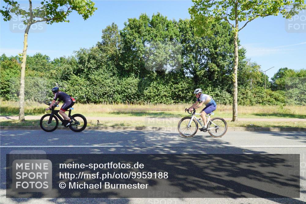 09.08.2026 - GEWOBA Citytriathlon Bremen Michael Burmester http://msf.ph/oto/9959188 09.08.2026 12:16:07 Radfahren 611, 726, 730, 855, 874, 875, 879, 955, 983, 1117 meine-sportfotos.de