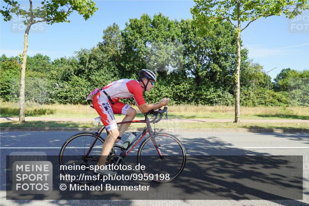 09.08.2026 - GEWOBA Citytriathlon Bremen Michael Burmester http://msf.ph/oto/9959198 09.08.2026 12:16:24 Radfahren 545, 564, 580, 638, 648, 716, 726, 775, 777, 914, 918, 1013, 1117 meine-sportfotos.de