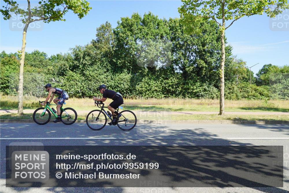 09.08.2026 - GEWOBA Citytriathlon Bremen Michael Burmester http://msf.ph/oto/9959199 09.08.2026 12:16:27 Radfahren 545, 564, 580, 638, 648, 716, 726, 775, 777, 804, 914, 918, 1013 meine-sportfotos.de