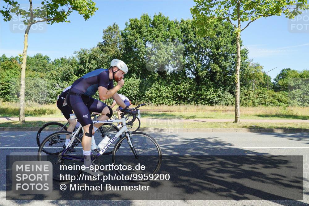 09.08.2026 - GEWOBA Citytriathlon Bremen Michael Burmester http://msf.ph/oto/9959200 09.08.2026 12:16:29 Radfahren 545, 564, 580, 638, 648, 775, 777, 804, 914, 918, 1013, 1138 meine-sportfotos.de