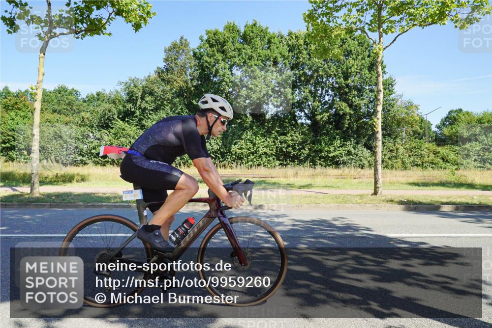 09.08.2026 - GEWOBA Citytriathlon Bremen Michael Burmester http://msf.ph/oto/9959260 09.08.2026 12:18:02 Radfahren 739, 769, 781, 808, 869, 901, 981, 1118, 1146 meine-sportfotos.de