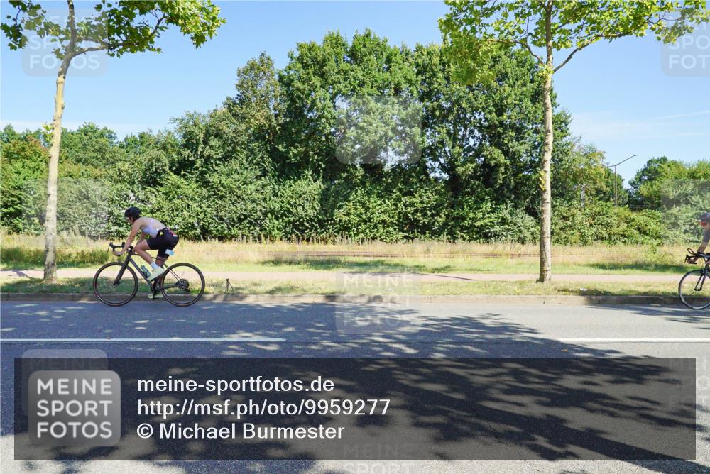 09.08.2026 - GEWOBA Citytriathlon Bremen Michael Burmester http://msf.ph/oto/9959277 09.08.2026 12:18:36 Radfahren 756, 814, 864, 970, 1119 meine-sportfotos.de