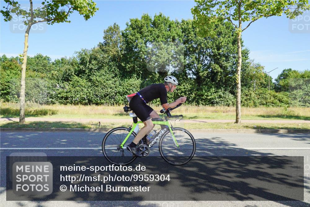 09.08.2026 - GEWOBA Citytriathlon Bremen Michael Burmester http://msf.ph/oto/9959304 09.08.2026 12:19:26 Radfahren 557, 603, 727, 749, 812, 820, 839, 861, 938, 1142, 1145, 1160 meine-sportfotos.de