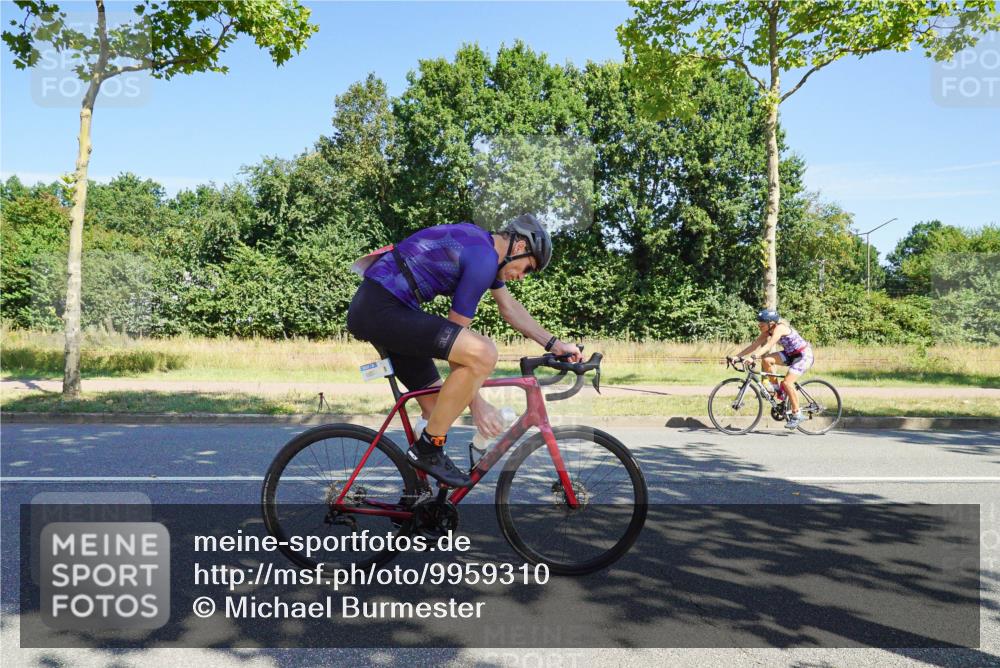 09.08.2026 - GEWOBA Citytriathlon Bremen Michael Burmester http://msf.ph/oto/9959310 09.08.2026 12:19:32 Radfahren 568, 603, 727, 812, 820, 839, 861, 938, 1142, 1145, 1160 meine-sportfotos.de