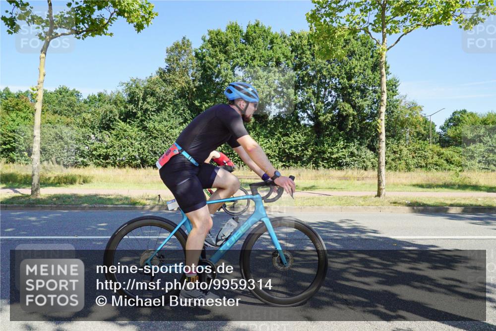 09.08.2026 - GEWOBA Citytriathlon Bremen Michael Burmester http://msf.ph/oto/9959314 09.08.2026 12:19:35 Radfahren 568, 603, 748, 812, 820, 839, 861, 938, 987, 1142, 1145, 1160 meine-sportfotos.de