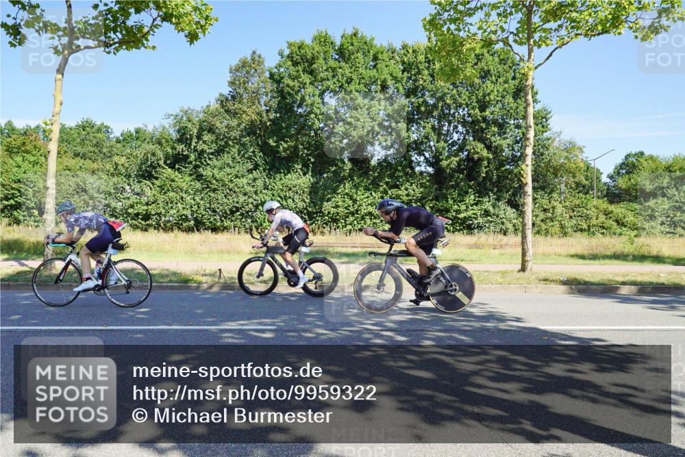 09.08.2026 - GEWOBA Citytriathlon Bremen Michael Burmester http://msf.ph/oto/9959322 09.08.2026 12:20:01 Radfahren 595, 625, 757, 788, 798, 817, 838, 923, 935, 1017, 1129 meine-sportfotos.de