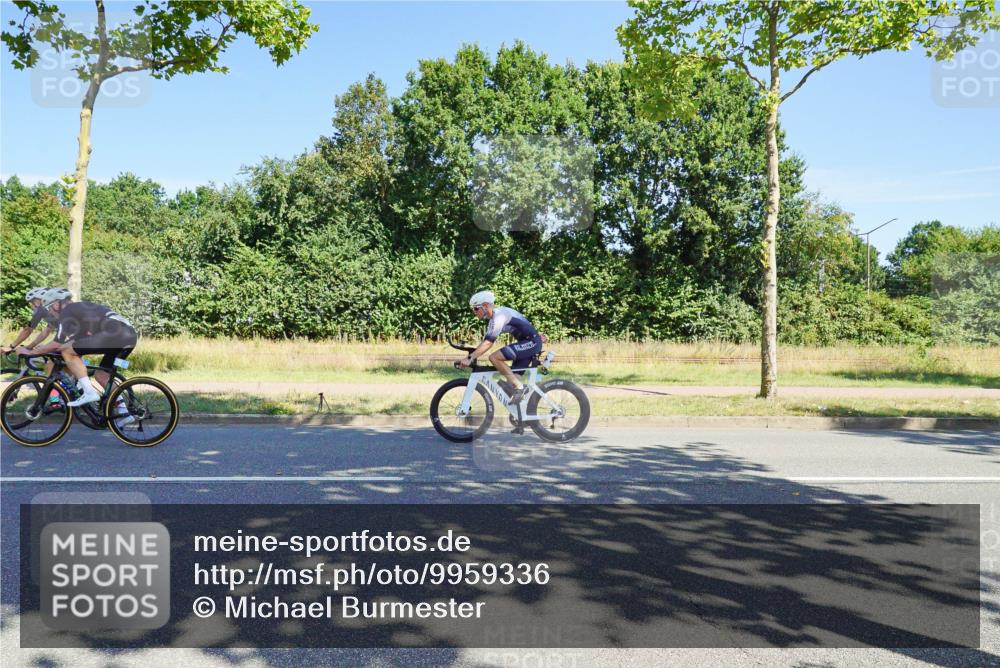 09.08.2026 - GEWOBA Citytriathlon Bremen Michael Burmester http://msf.ph/oto/9959336 09.08.2026 12:20:14 Radfahren 595, 625, 693, 757, 762, 763, 788, 790, 798, 823, 838, 935, 1017, 1113, 1155 meine-sportfotos.de
