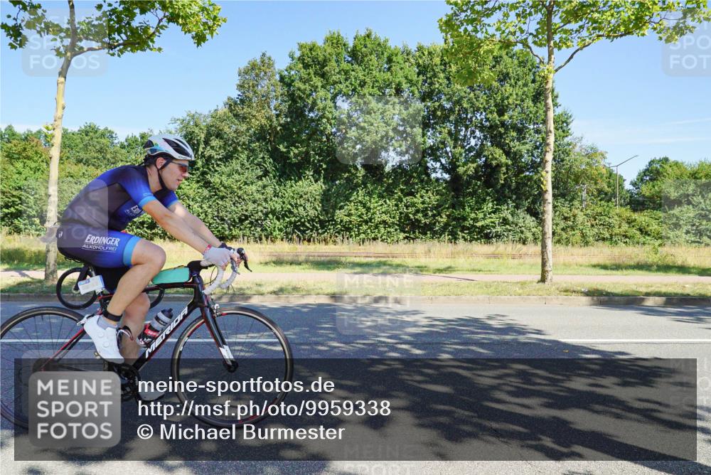 09.08.2026 - GEWOBA Citytriathlon Bremen Michael Burmester http://msf.ph/oto/9959338 09.08.2026 12:20:16 Radfahren 595, 625, 693, 757, 762, 763, 788, 790, 823, 844, 897, 935, 1017, 1020, 1113, 1155 meine-sportfotos.de