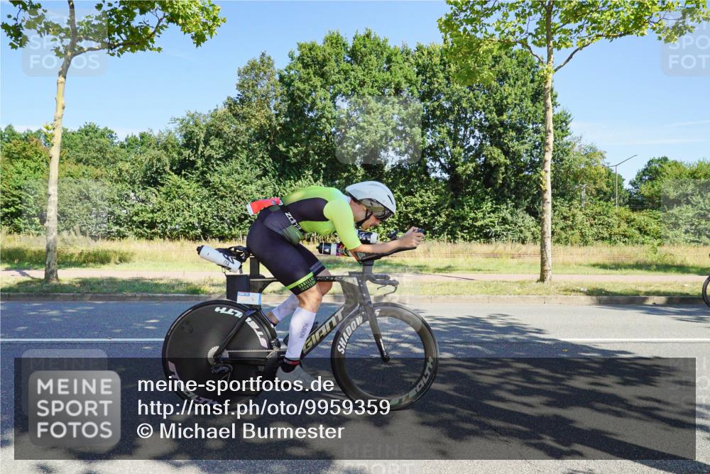 09.08.2026 - GEWOBA Citytriathlon Bremen Michael Burmester http://msf.ph/oto/9959359 09.08.2026 12:20:54 Radfahren 560, 562, 639, 668, 678, 773, 889, 911, 912, 960, 968, 979, 1110 meine-sportfotos.de