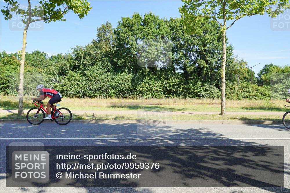09.08.2026 - GEWOBA Citytriathlon Bremen Michael Burmester http://msf.ph/oto/9959376 09.08.2026 12:21:14 Radfahren 628, 637, 644, 668, 731, 912, 968, 979, 1115, 1132 meine-sportfotos.de