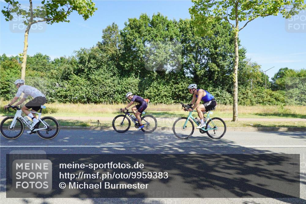 09.08.2026 - GEWOBA Citytriathlon Bremen Michael Burmester http://msf.ph/oto/9959383 09.08.2026 12:21:23 Radfahren 596, 731, 737, 902, 1115, 1132 meine-sportfotos.de