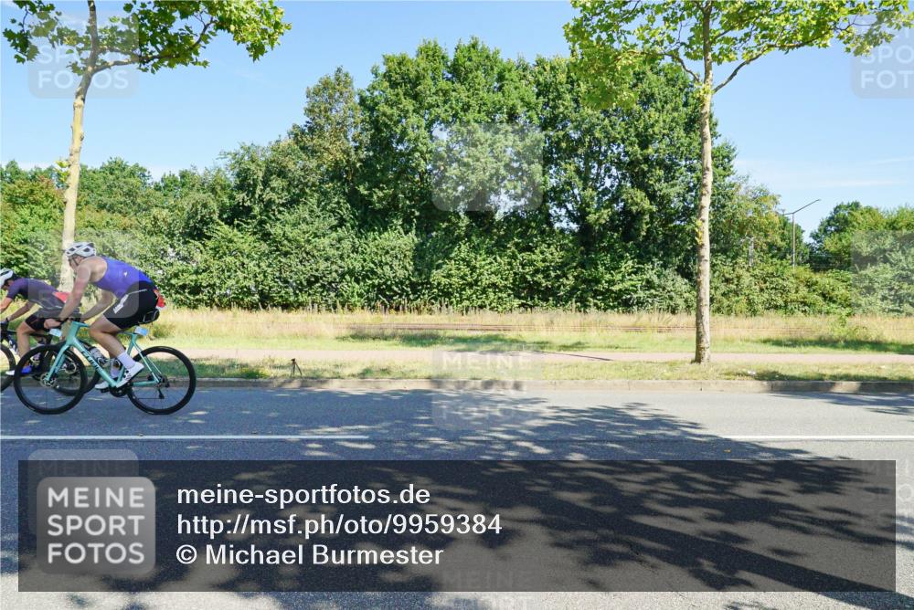 09.08.2026 - GEWOBA Citytriathlon Bremen Michael Burmester http://msf.ph/oto/9959384 09.08.2026 12:21:24 Radfahren 596, 731, 737, 902, 1115, 1132 meine-sportfotos.de