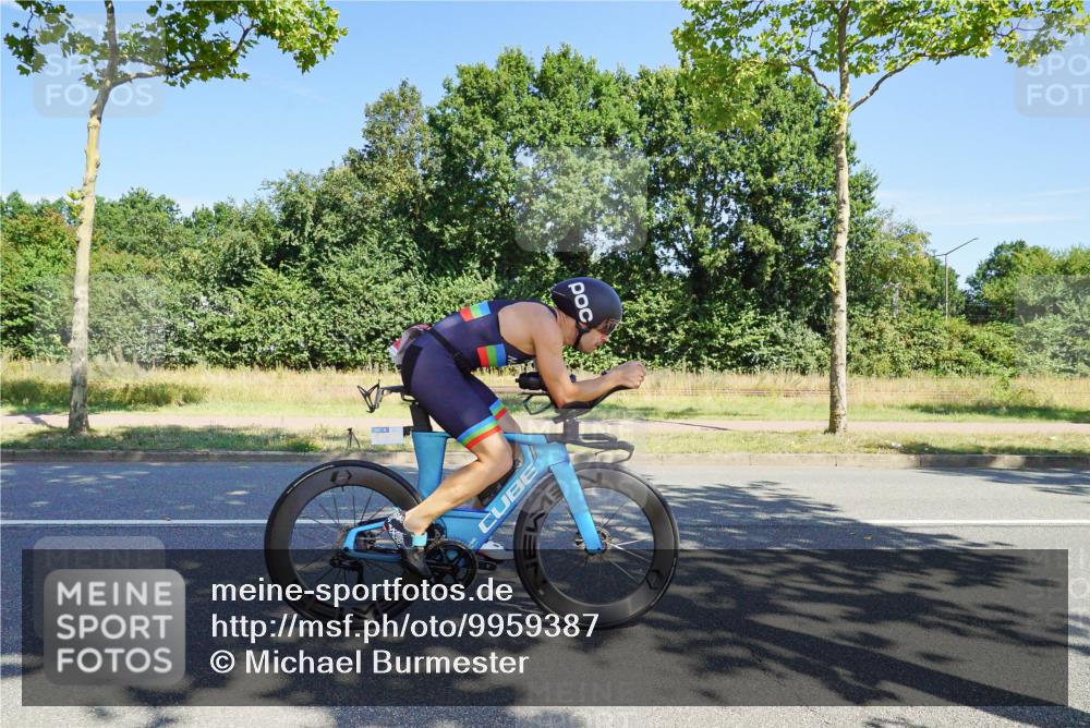 09.08.2026 - GEWOBA Citytriathlon Bremen Michael Burmester http://msf.ph/oto/9959387 09.08.2026 12:21:28 Radfahren 596, 667, 731, 737, 902, 1115 meine-sportfotos.de