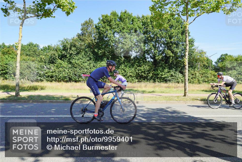 09.08.2026 - GEWOBA Citytriathlon Bremen Michael Burmester http://msf.ph/oto/9959401 09.08.2026 12:21:52 Radfahren 604, 626, 759, 768, 796, 834, 876, 885, 953, 998, 1102, 1114, 1156 meine-sportfotos.de
