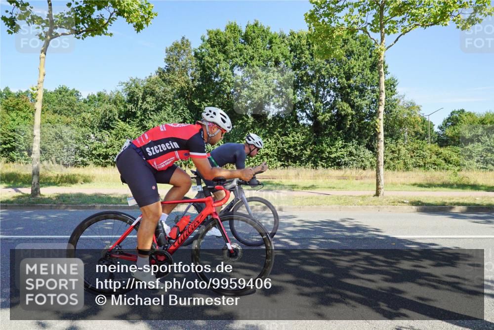 09.08.2026 - GEWOBA Citytriathlon Bremen Michael Burmester http://msf.ph/oto/9959406 09.08.2026 12:21:59 Radfahren 541, 571, 604, 626, 759, 796, 876, 885, 953, 1102, 1114, 1156 meine-sportfotos.de