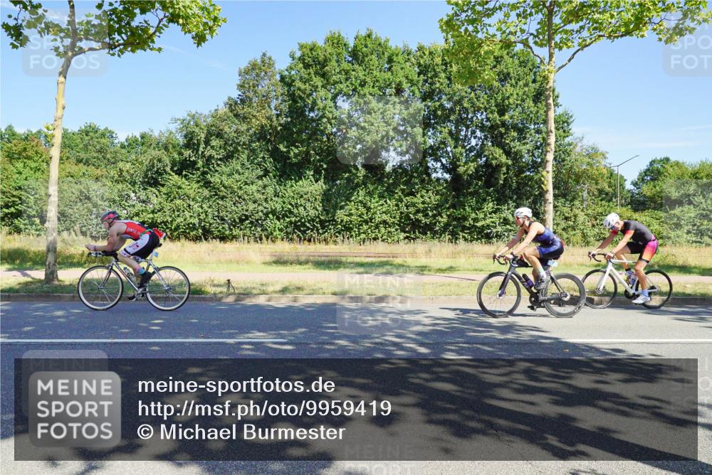 09.08.2026 - GEWOBA Citytriathlon Bremen Michael Burmester http://msf.ph/oto/9959419 09.08.2026 12:22:13 Radfahren 541, 559, 571, 623, 687, 694, 695, 803, 896, 954, 1139, 1154 meine-sportfotos.de