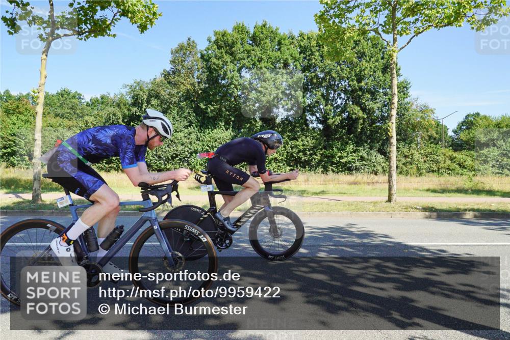 09.08.2026 - GEWOBA Citytriathlon Bremen Michael Burmester http://msf.ph/oto/9959422 09.08.2026 12:22:16 Radfahren 541, 559, 623, 687, 694, 695, 803, 896, 954, 1139, 1154 meine-sportfotos.de