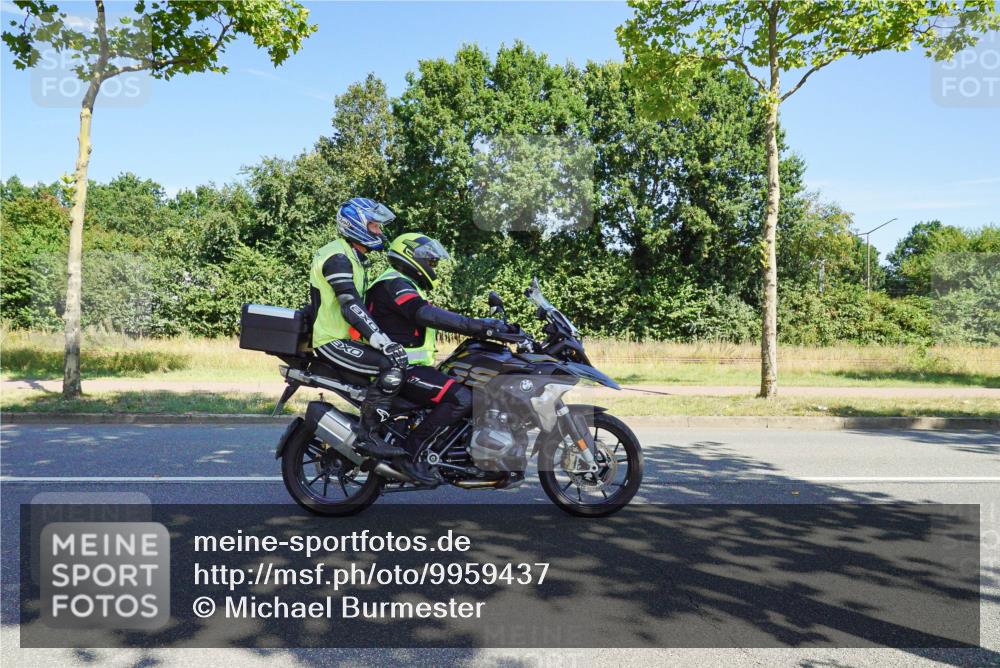 09.08.2026 - GEWOBA Citytriathlon Bremen Michael Burmester http://msf.ph/oto/9959437 09.08.2026 12:22:40 Radfahren 664, 681, 787, 805, 945, 956, 1108 meine-sportfotos.de