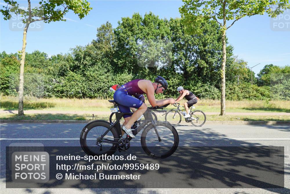 09.08.2026 - GEWOBA Citytriathlon Bremen Michael Burmester http://msf.ph/oto/9959489 09.08.2026 12:23:51 Radfahren 570, 585, 705, 761, 890, 1107, 1124, 1159 meine-sportfotos.de