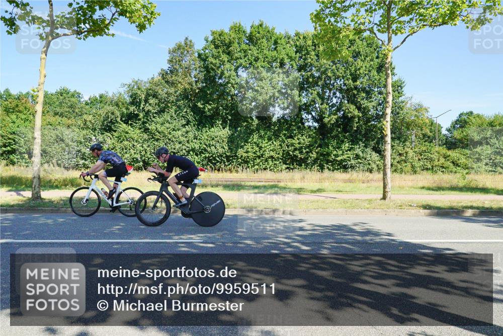 09.08.2026 - GEWOBA Citytriathlon Bremen Michael Burmester http://msf.ph/oto/9959511 09.08.2026 12:24:22 Radfahren 546, 586, 671, 675, 753, 870 meine-sportfotos.de