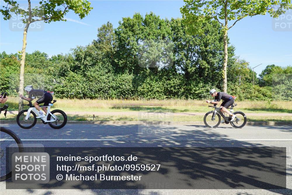 09.08.2026 - GEWOBA Citytriathlon Bremen Michael Burmester http://msf.ph/oto/9959527 09.08.2026 12:24:46 Radfahren 601, 620, 720, 770, 776, 785, 819, 974 meine-sportfotos.de