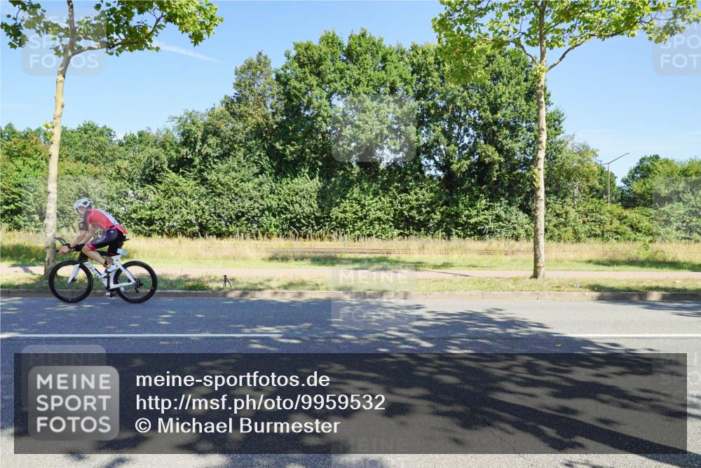 09.08.2026 - GEWOBA Citytriathlon Bremen Michael Burmester http://msf.ph/oto/9959532 09.08.2026 12:24:55 Radfahren 602, 711, 720, 776, 785, 819, 974, 991, 1104, 1140 meine-sportfotos.de