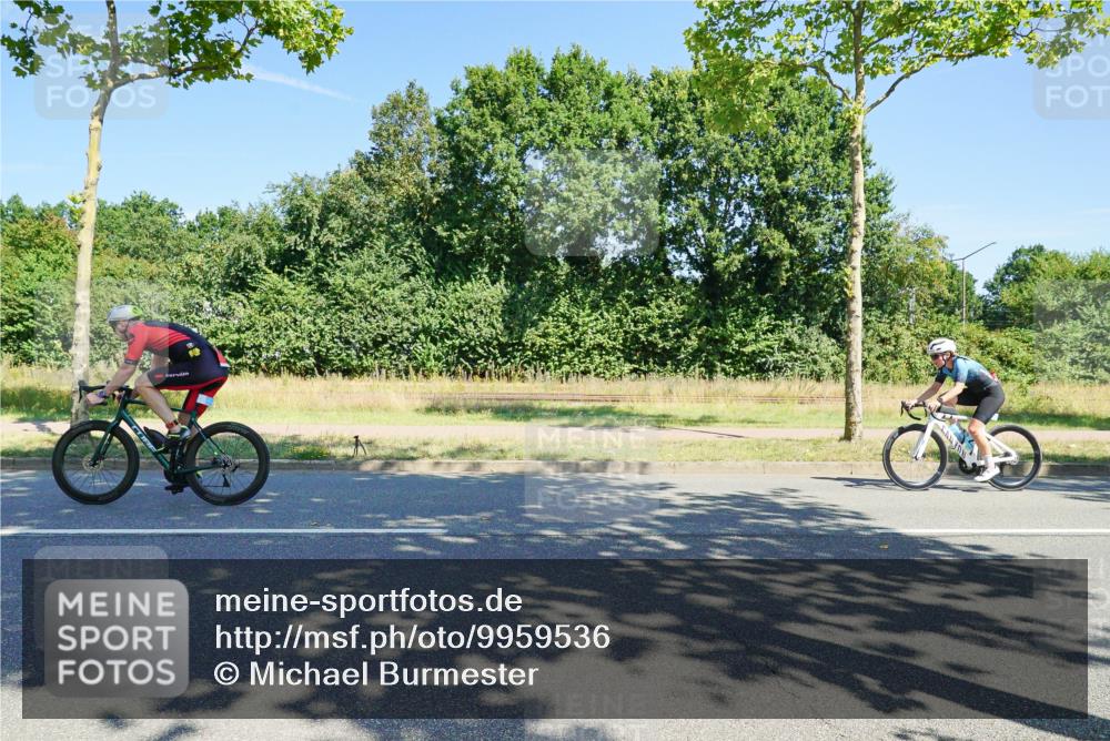 09.08.2026 - GEWOBA Citytriathlon Bremen Michael Burmester http://msf.ph/oto/9959536 09.08.2026 12:24:58 Radfahren 548, 602, 711, 776, 785, 819, 974, 991, 1104, 1140 meine-sportfotos.de
