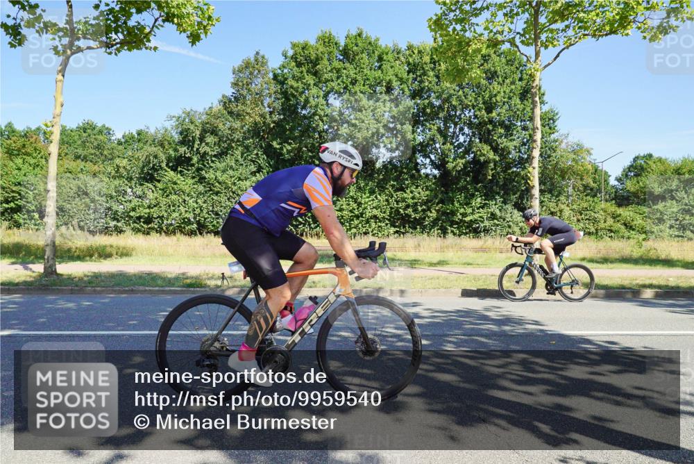 09.08.2026 - GEWOBA Citytriathlon Bremen Michael Burmester http://msf.ph/oto/9959540 09.08.2026 12:25:01 Radfahren 548, 602, 711, 785, 974, 991, 1104, 1140 meine-sportfotos.de