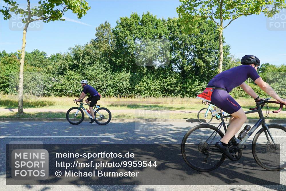 09.08.2026 - GEWOBA Citytriathlon Bremen Michael Burmester http://msf.ph/oto/9959544 09.08.2026 12:25:04 Radfahren 548, 602, 711, 785, 858, 859, 899, 974, 991, 1104, 1140 meine-sportfotos.de