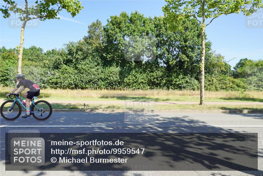 09.08.2026 - GEWOBA Citytriathlon Bremen Michael Burmester http://msf.ph/oto/9959547 09.08.2026 12:25:06 Radfahren 548, 602, 711, 785, 858, 859, 899, 991, 1104, 1140 meine-sportfotos.de
