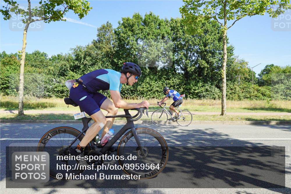 09.08.2026 - GEWOBA Citytriathlon Bremen Michael Burmester http://msf.ph/oto/9959564 09.08.2026 12:25:31 Radfahren 558, 649, 743, 774, 936, 982, 1010, 1106, 1121, 1122 meine-sportfotos.de