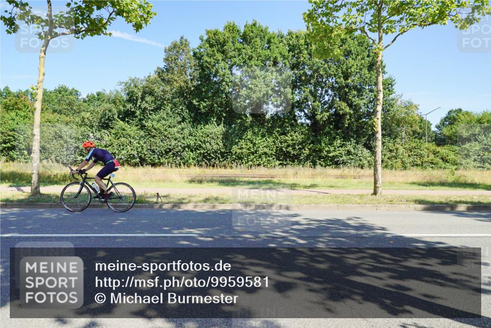 09.08.2026 - GEWOBA Citytriathlon Bremen Michael Burmester http://msf.ph/oto/9959581 09.08.2026 12:25:54 Radfahren 578, 614, 635, 718, 738, 779, 797, 853, 913, 927, 942, 944 meine-sportfotos.de