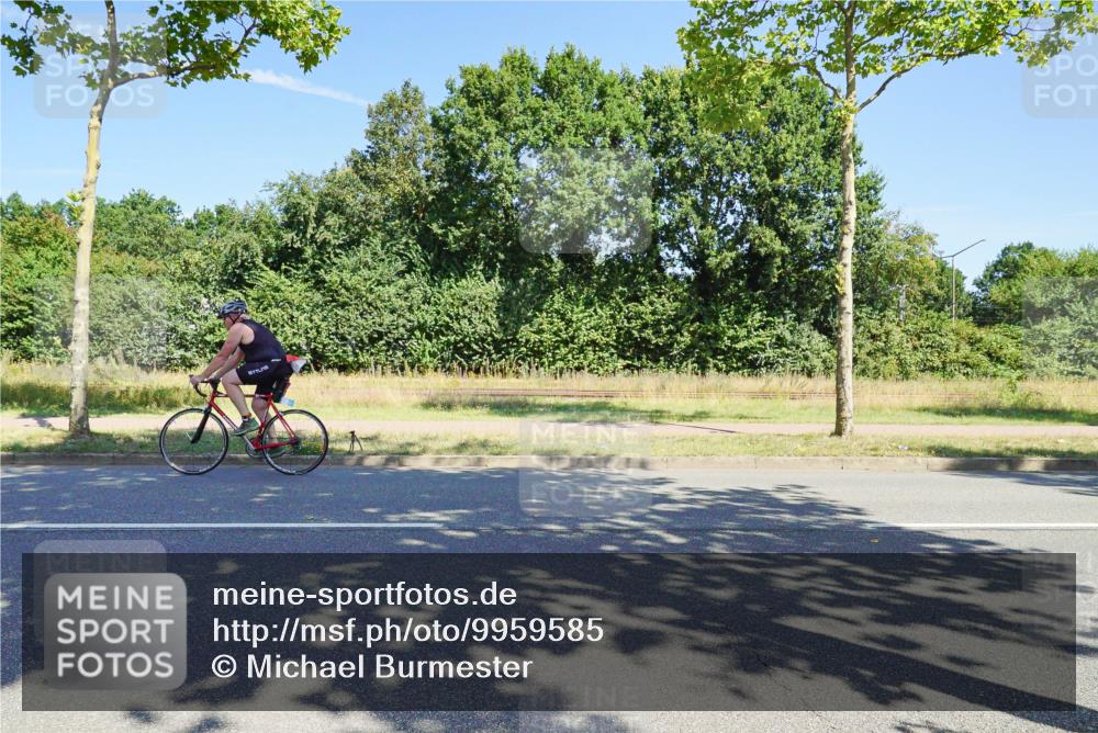 09.08.2026 - GEWOBA Citytriathlon Bremen Michael Burmester http://msf.ph/oto/9959585 09.08.2026 12:26:00 Radfahren 543, 578, 614, 635, 643, 700, 738, 797, 853, 913, 927, 941, 942, 944, 989 meine-sportfotos.de