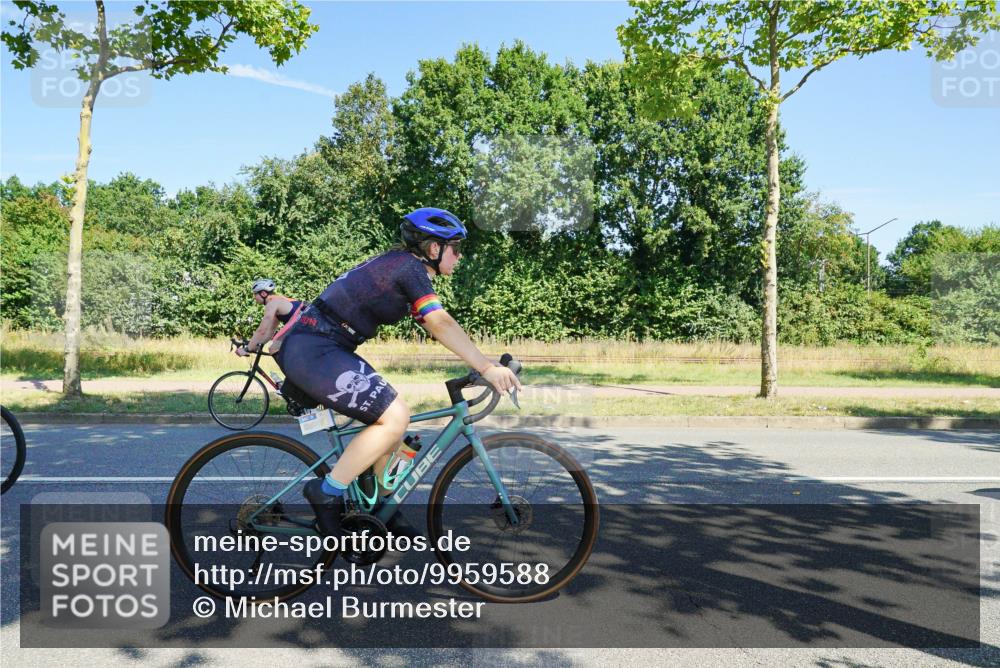 09.08.2026 - GEWOBA Citytriathlon Bremen Michael Burmester http://msf.ph/oto/9959588 09.08.2026 12:26:04 Radfahren 543, 635, 643, 700, 738, 740, 797, 913, 927, 941, 942, 957, 989, 997 meine-sportfotos.de