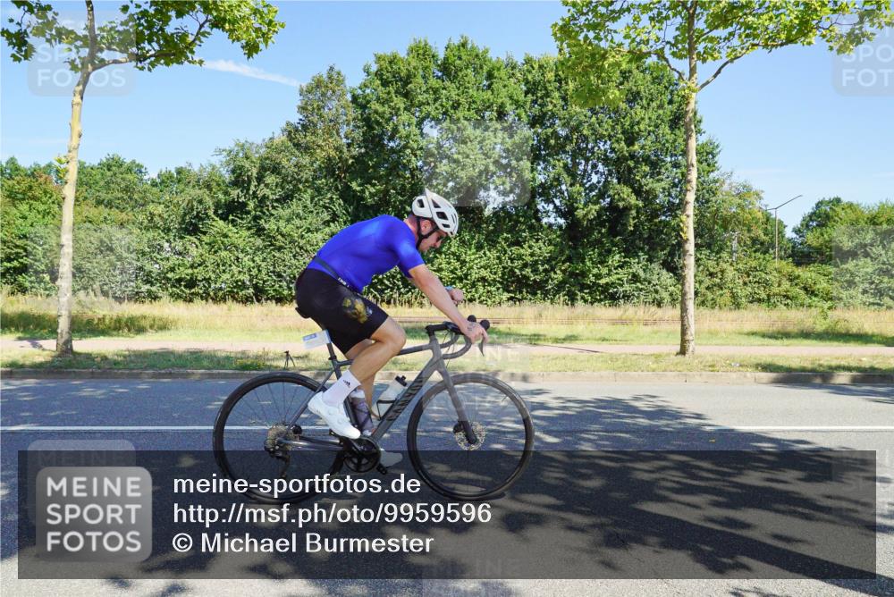 09.08.2026 - GEWOBA Citytriathlon Bremen Michael Burmester http://msf.ph/oto/9959596 09.08.2026 12:26:17 Radfahren 543, 621, 643, 700, 740, 766, 842, 908, 957, 989, 997, 1127 meine-sportfotos.de