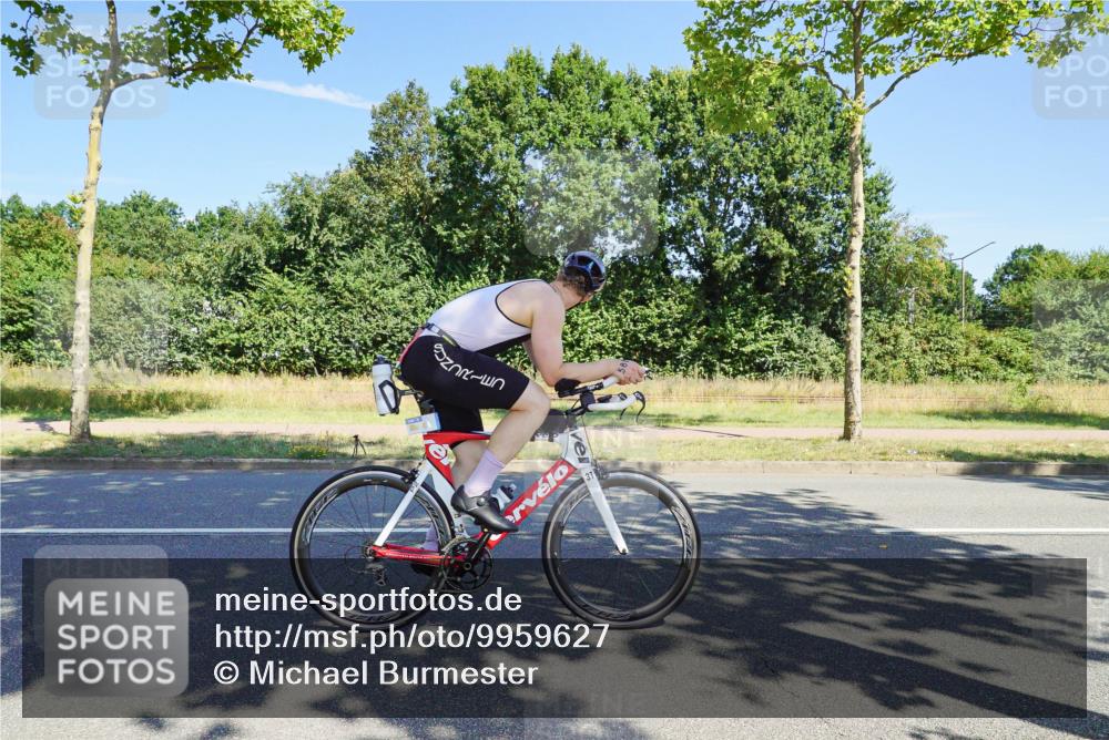 09.08.2026 - GEWOBA Citytriathlon Bremen Michael Burmester http://msf.ph/oto/9959627 09.08.2026 12:27:04 Radfahren 588, 607, 633, 813, 822, 856, 958, 962, 1103 meine-sportfotos.de