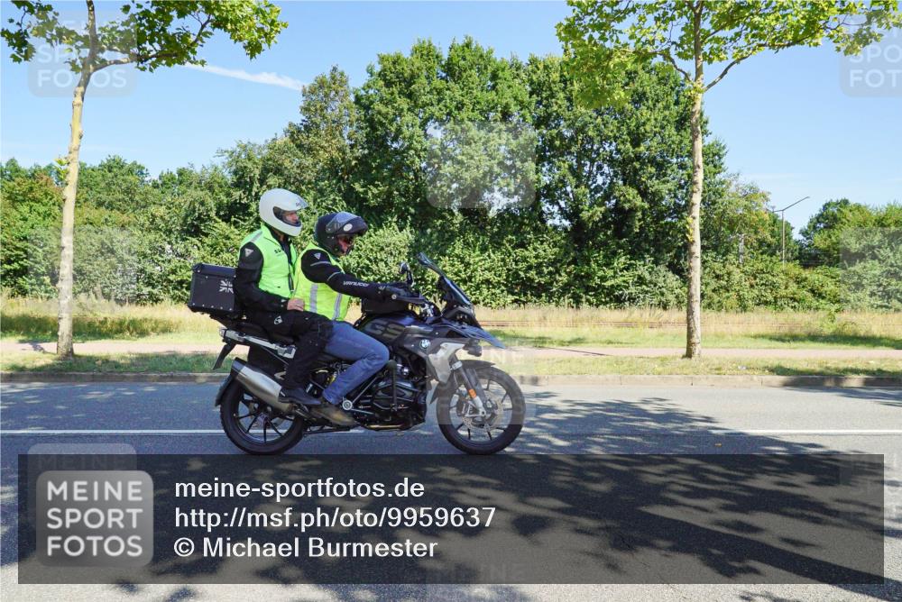 09.08.2026 - GEWOBA Citytriathlon Bremen Michael Burmester http://msf.ph/oto/9959637 09.08.2026 12:27:25 Radfahren 587, 597, 630, 669, 712, 732, 881 meine-sportfotos.de