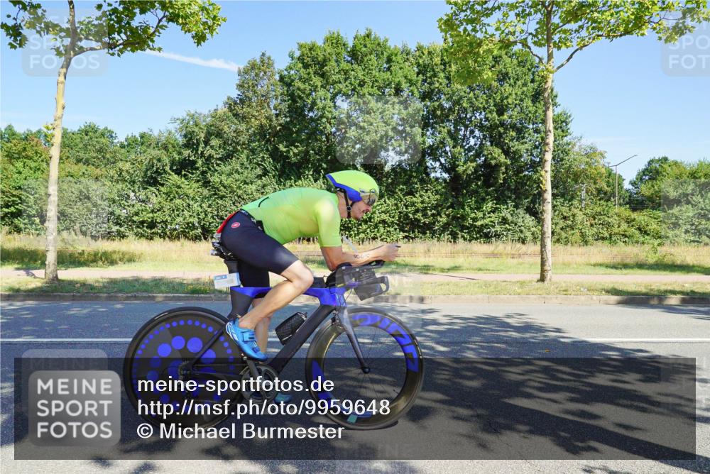 09.08.2026 - GEWOBA Citytriathlon Bremen Michael Burmester http://msf.ph/oto/9959648 09.08.2026 12:27:40 Radfahren 587, 597, 630, 669, 684, 714, 729, 801, 828, 831, 854, 881, 904 meine-sportfotos.de