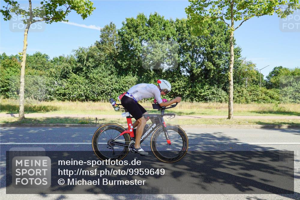 09.08.2026 - GEWOBA Citytriathlon Bremen Michael Burmester http://msf.ph/oto/9959649 09.08.2026 12:27:44 Radfahren 669, 684, 714, 729, 801, 828, 831, 854, 904, 1157 meine-sportfotos.de