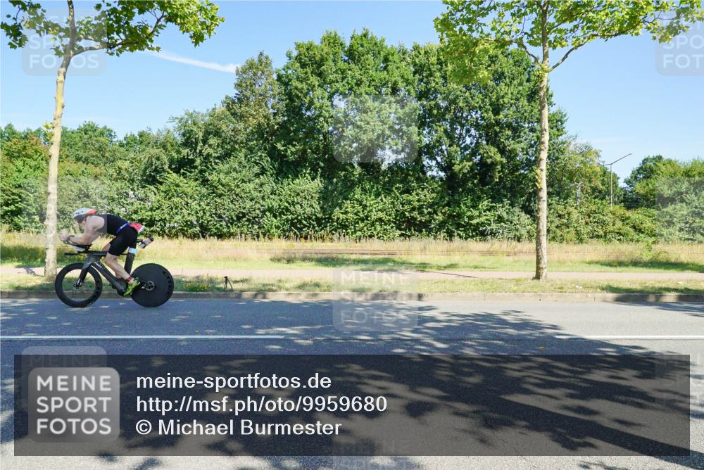 09.08.2026 - GEWOBA Citytriathlon Bremen Michael Burmester http://msf.ph/oto/9959680 09.08.2026 12:28:24 Radfahren 549, 631, 661, 666, 676, 862, 951, 1148 meine-sportfotos.de