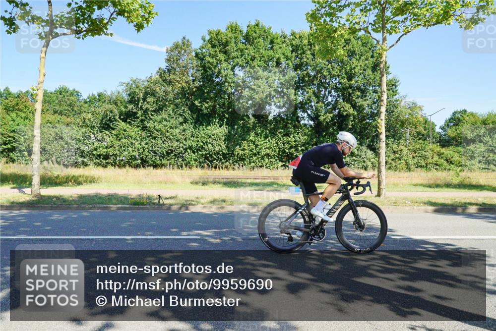 09.08.2026 - GEWOBA Citytriathlon Bremen Michael Burmester http://msf.ph/oto/9959690 09.08.2026 12:28:38 Radfahren 610, 619, 652, 658, 698, 719, 795 meine-sportfotos.de